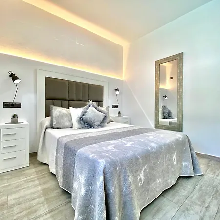 Marabu,piscina Privada En וילה *