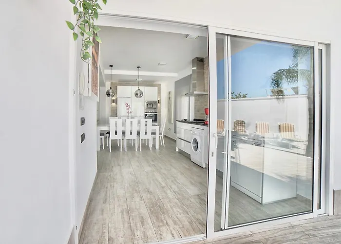 Marabu,piscina Privada En Villa