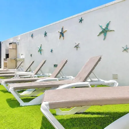 Marabu,piscina Privada En *